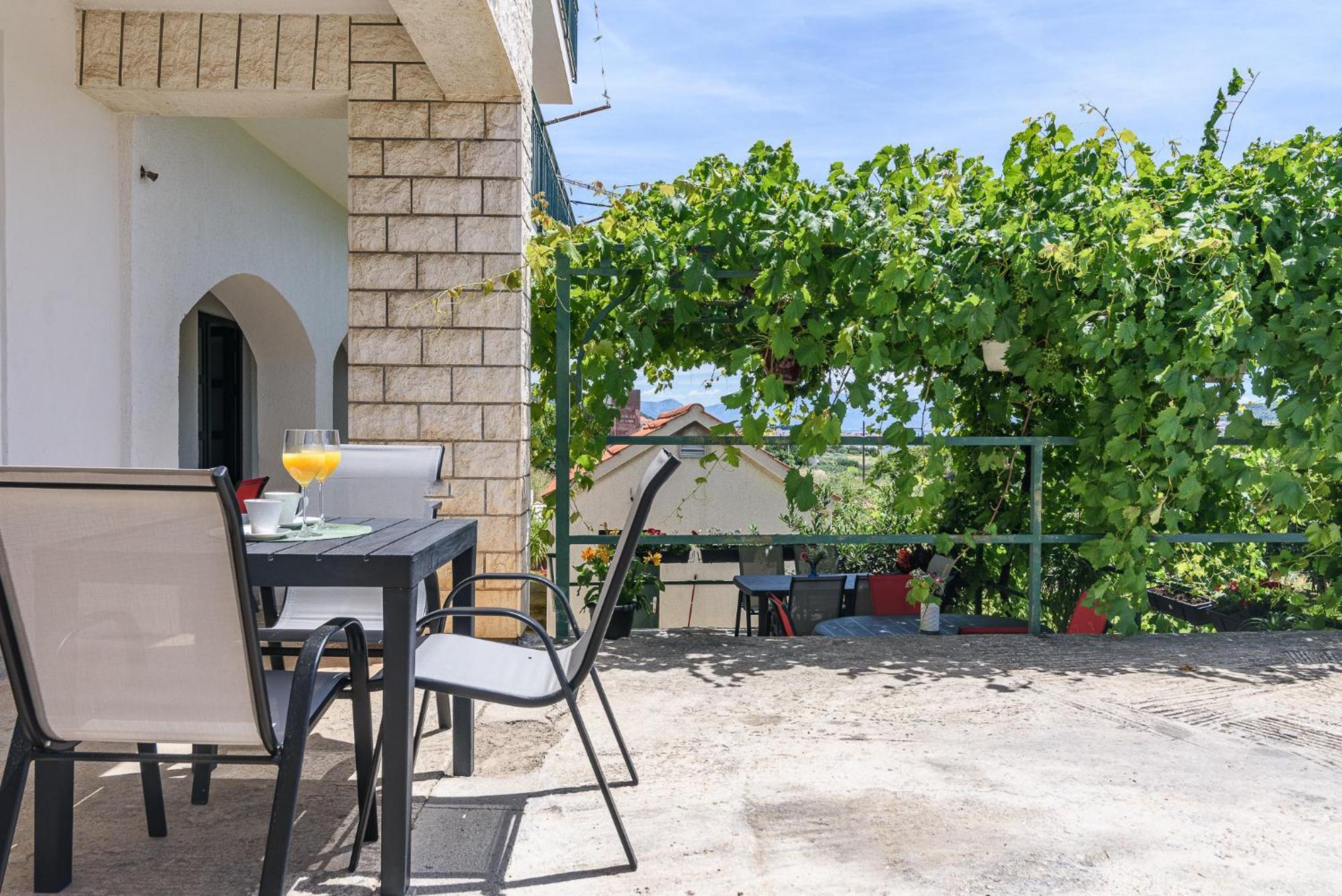 Apartments Eva Trogir Ngoại thất bức ảnh