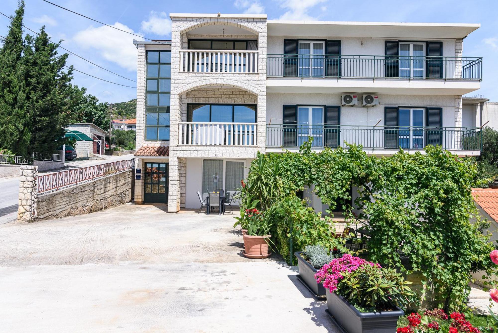 Apartments Eva Trogir Ngoại thất bức ảnh