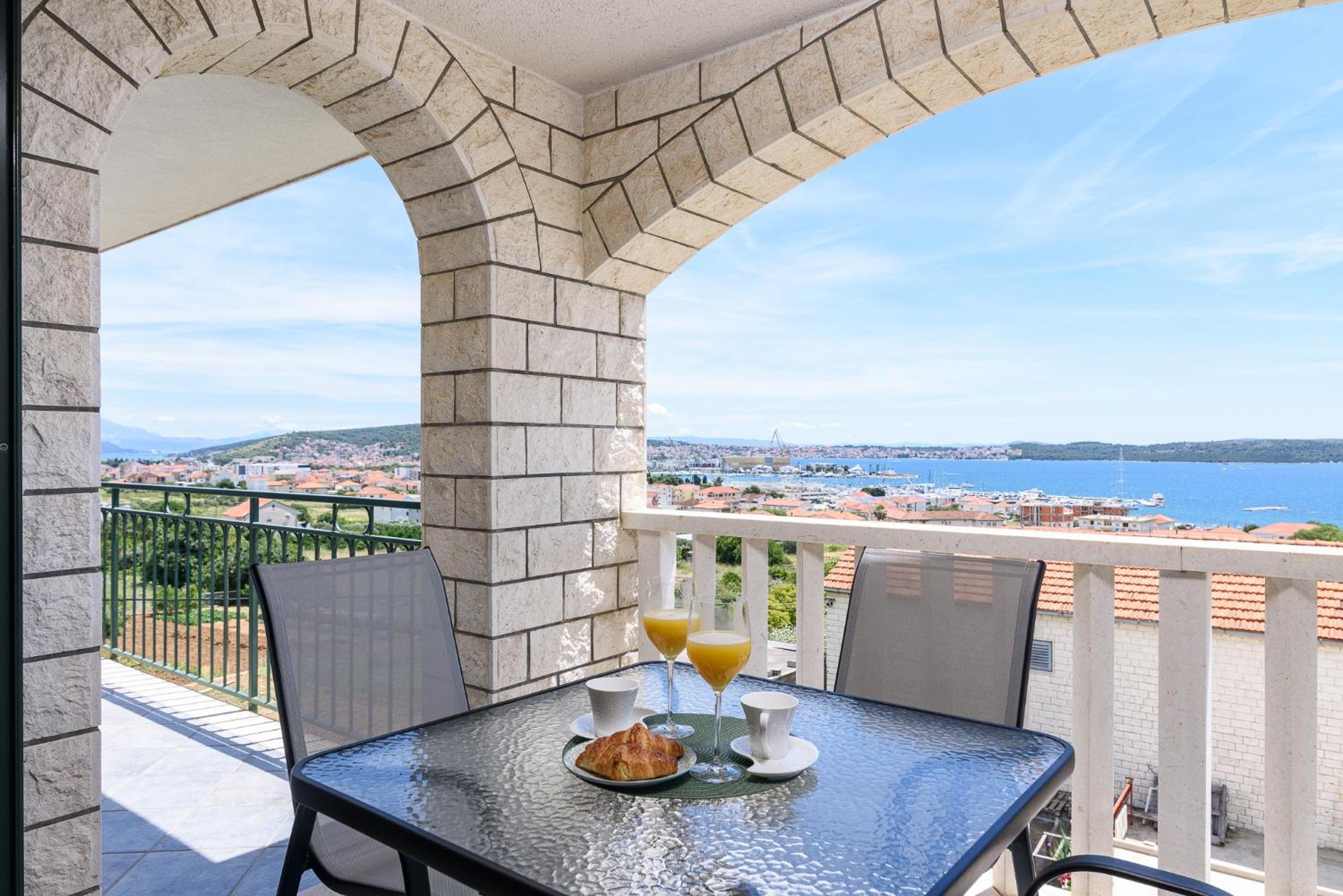 Apartments Eva Trogir Ngoại thất bức ảnh
